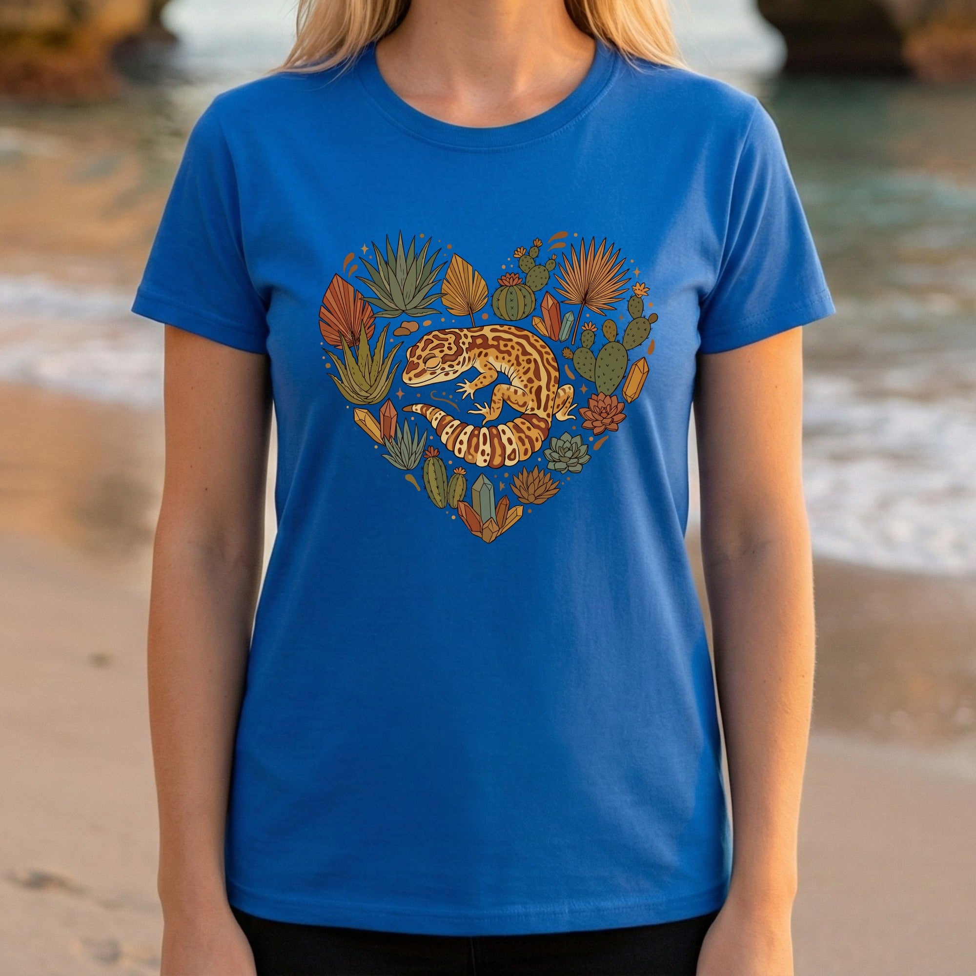 Heart-Shaped Leopard Gecko Art on Blue Shirt