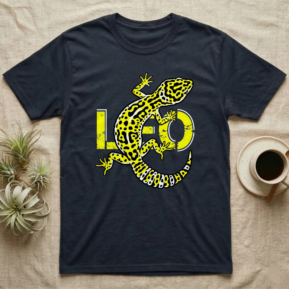 Dark t-shirt with yellow leopard gecko graphic and "Leo" text.