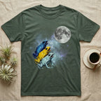 Poison Dart Frog Moon Howl T-Shirt in Military Green — Three Poison Dart Frog colour morphs howling at a full moon over a nebula on a dark grey t-shirt.