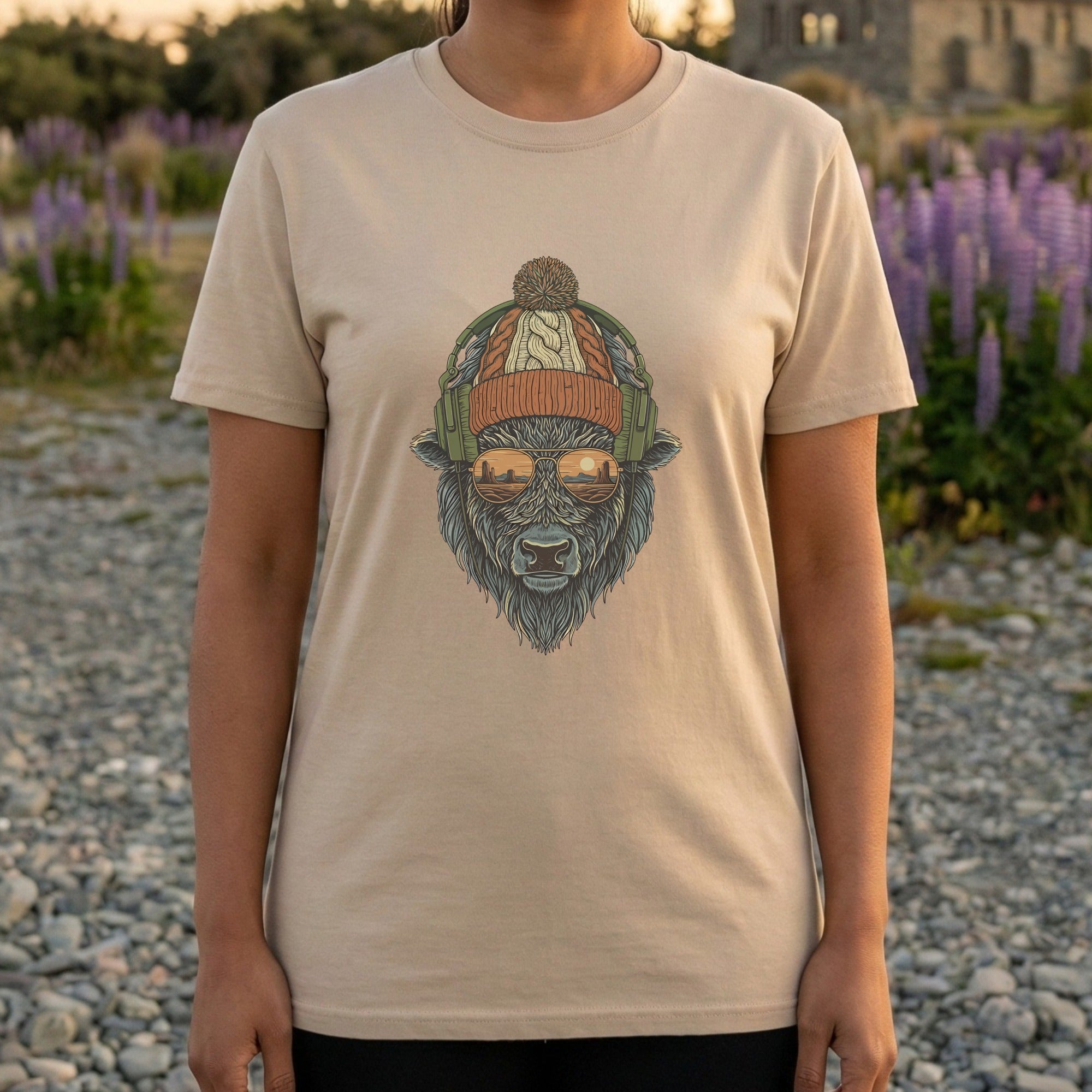 Stylish Graphic Tee with Cool Animal Design Shirt