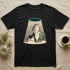 Bearded Dragon Diva T-Shirt in Black — Bold vector illustration of a bearded dragon in a dramatic stage pose under a soft spotlight, chin lifted.