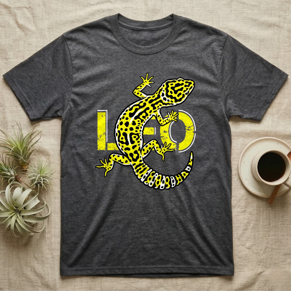 Dark grey t-shirt with a yellow and black leopard gecko design and "LEO" text.