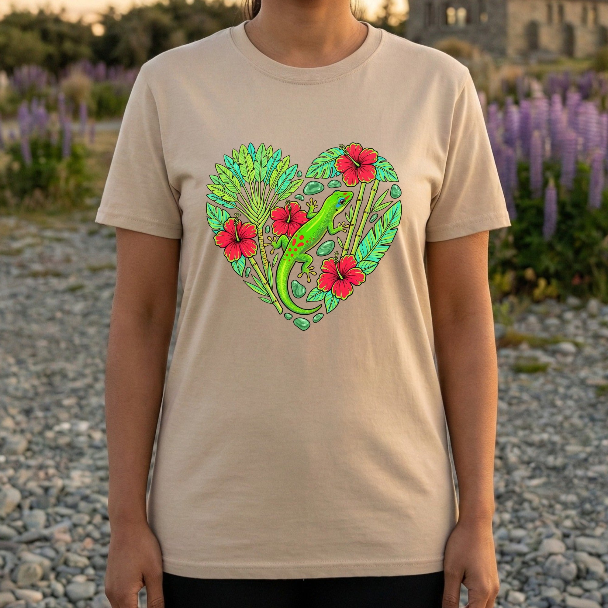 Colorful Heart with Gecko and Flowers T-shirt