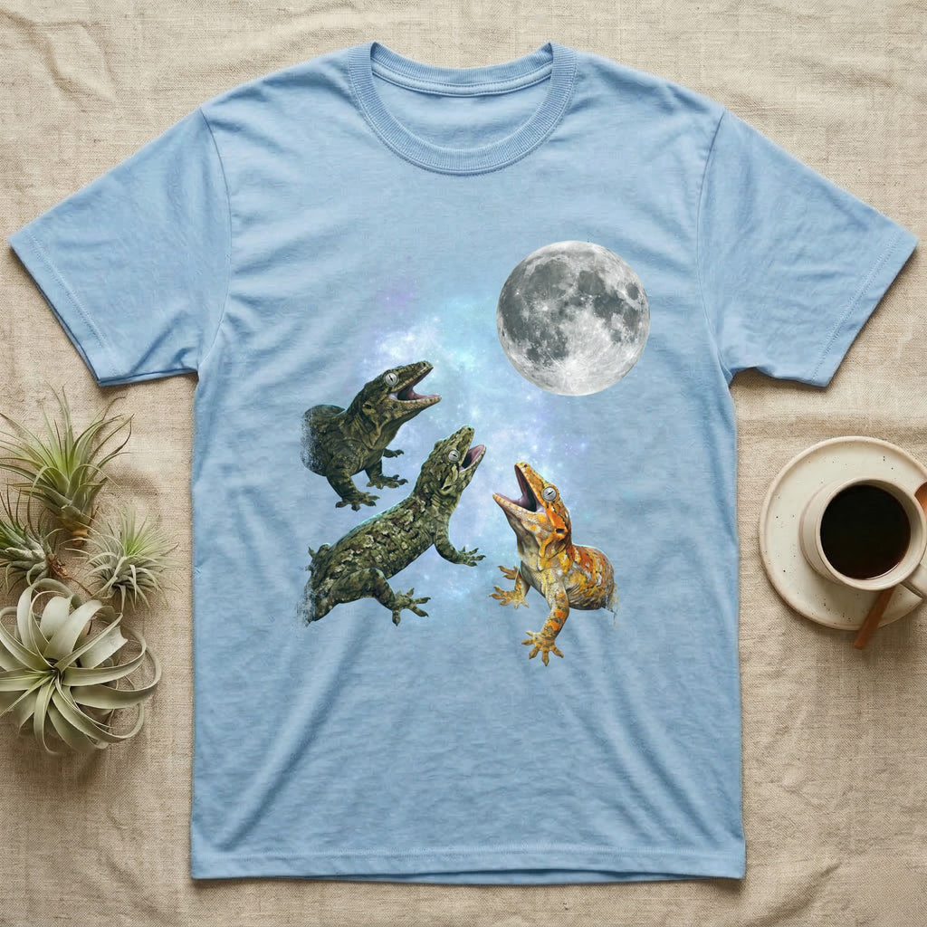 Leachianus Gecko Moon Howl T-Shirt in Light Blue — Three Leachianus Gecko colour morphs howling at a full moon over a nebula on a dark grey t-shirt.