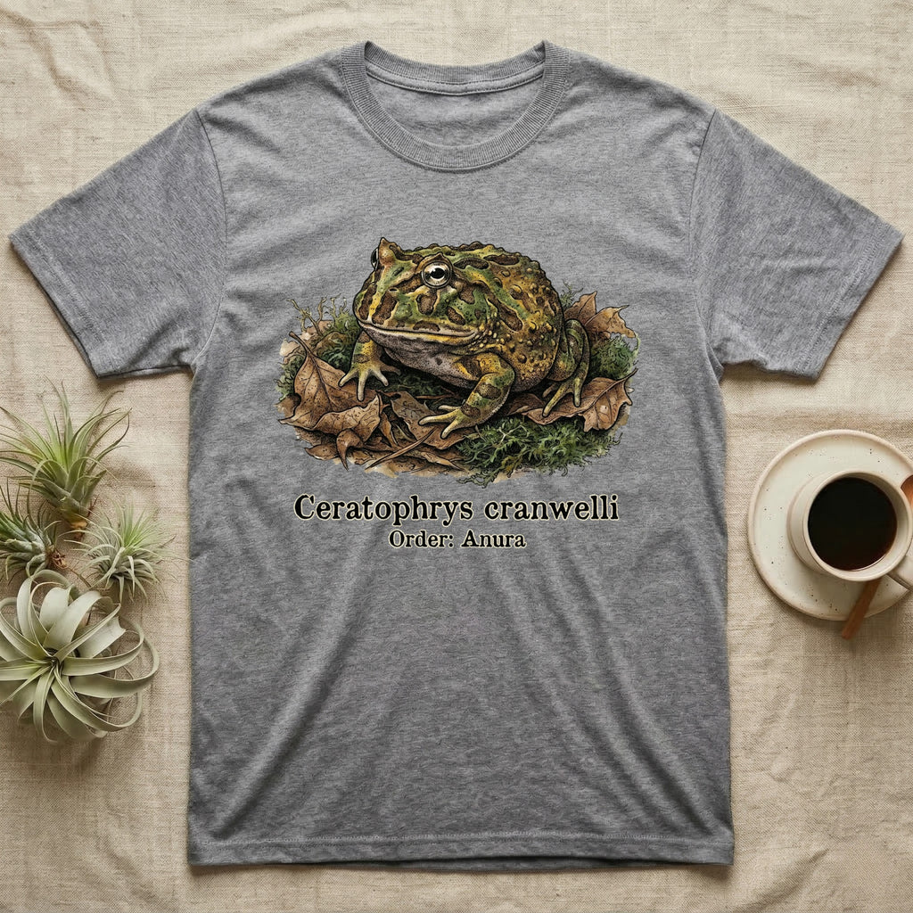 Grey t-shirt with realistic frog illustration and text "Ceratophrys cranwelli Order: Anura".