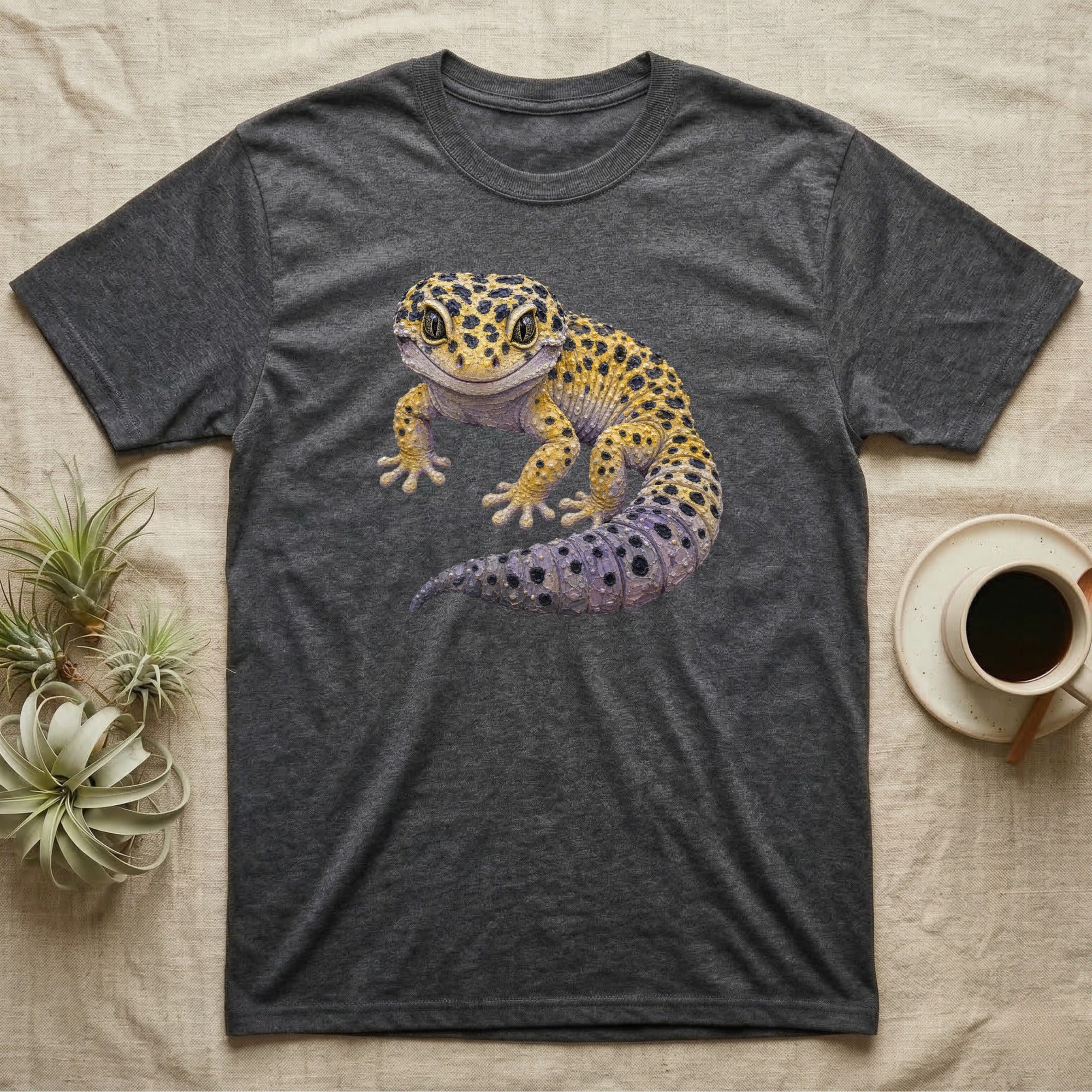 Dark grey t-shirt with a colorful leopard gecko graphic on the chest.